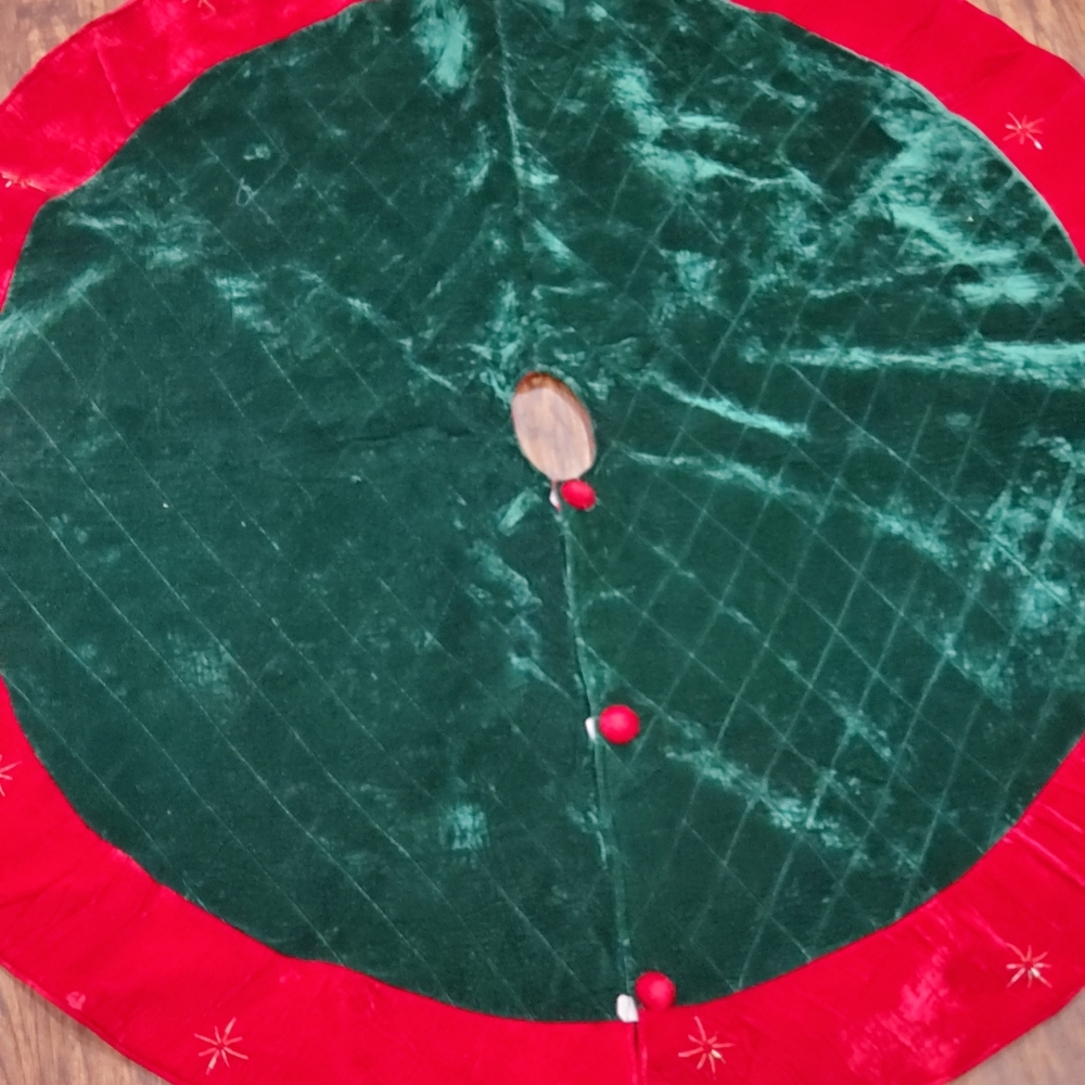 🎄 Tree Skirt